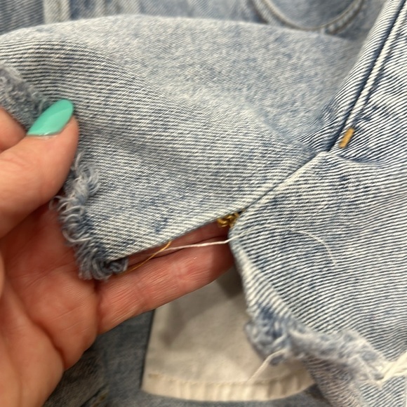 AGOLDE criss cross button fly denim shorts raw hem size 23 - Picture 12 of 14